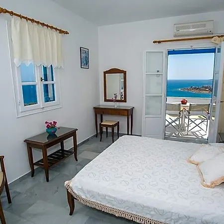 Arkas Hotel